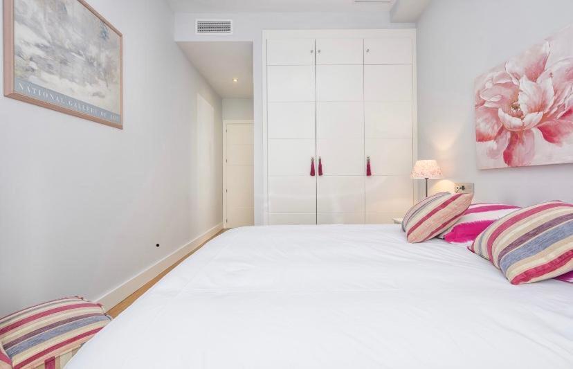 Homely Malaga Luxury Sebastian Souviron ภายนอก รูปภาพ